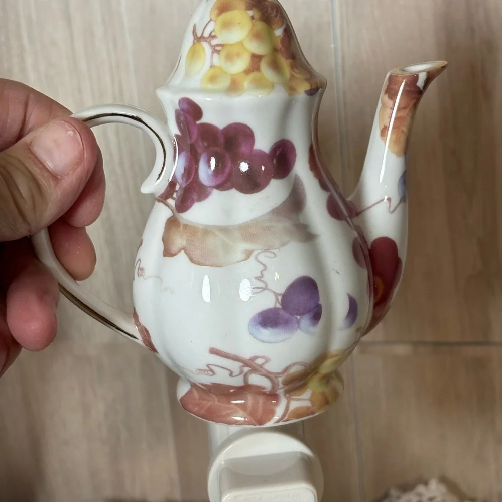 Kirkland’s JK Designs Grape Chintz Nightlight Teapot Set Retired